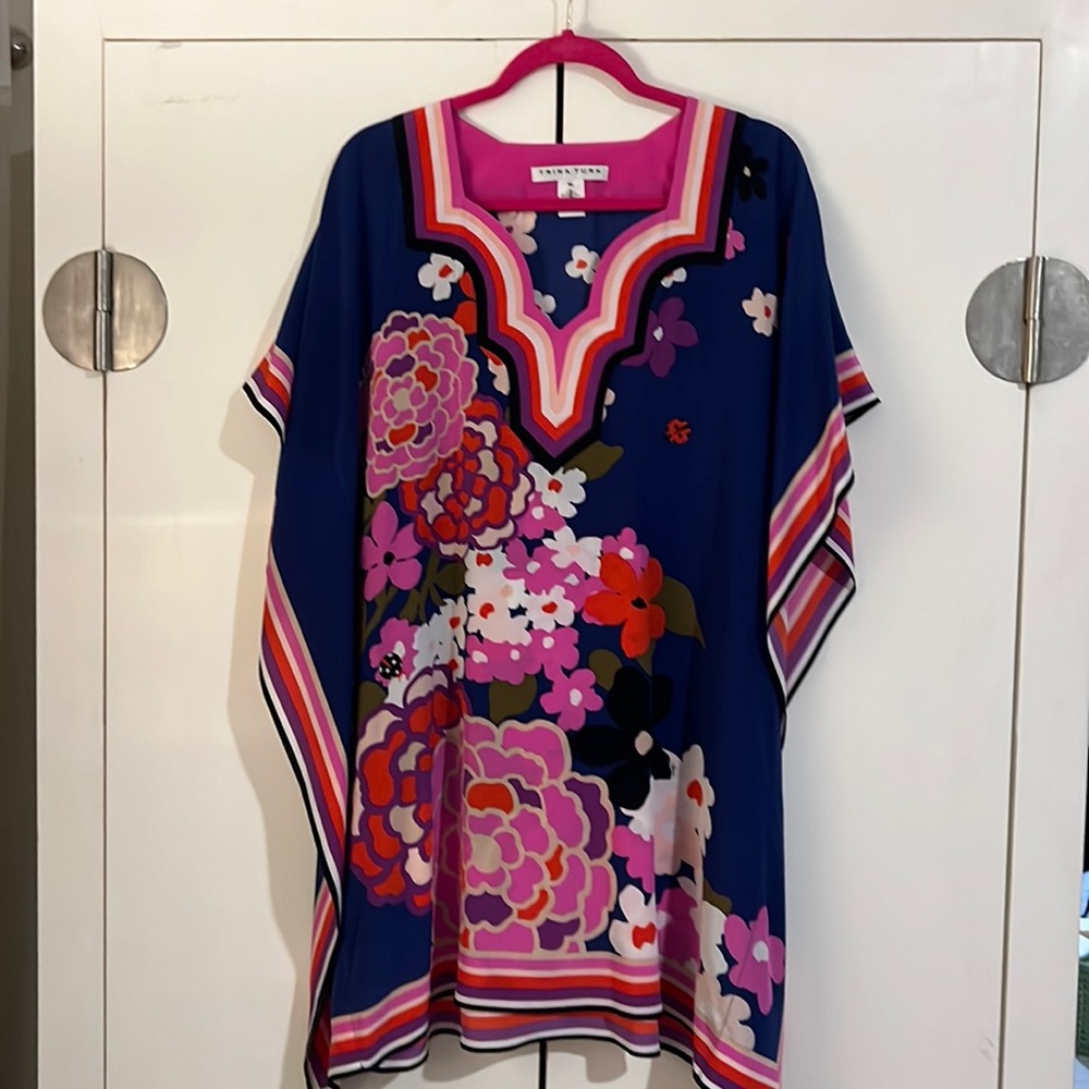 Beautiful Trina Turk Tunic Dress Swim Cover up